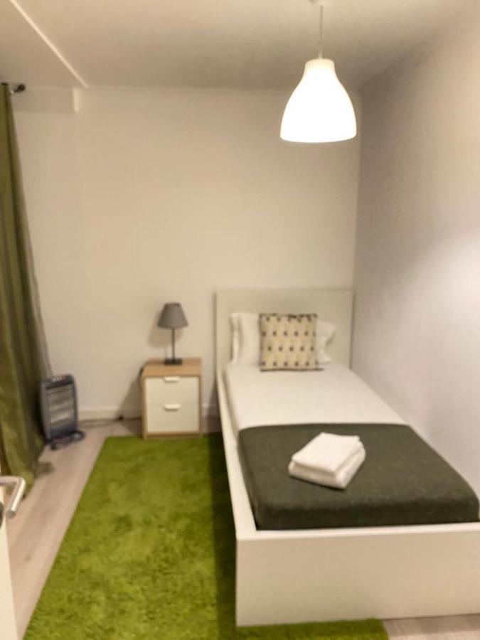 Duplex Proximo Do Aeroporto Lisboa Lägenhet Exteriör bild
